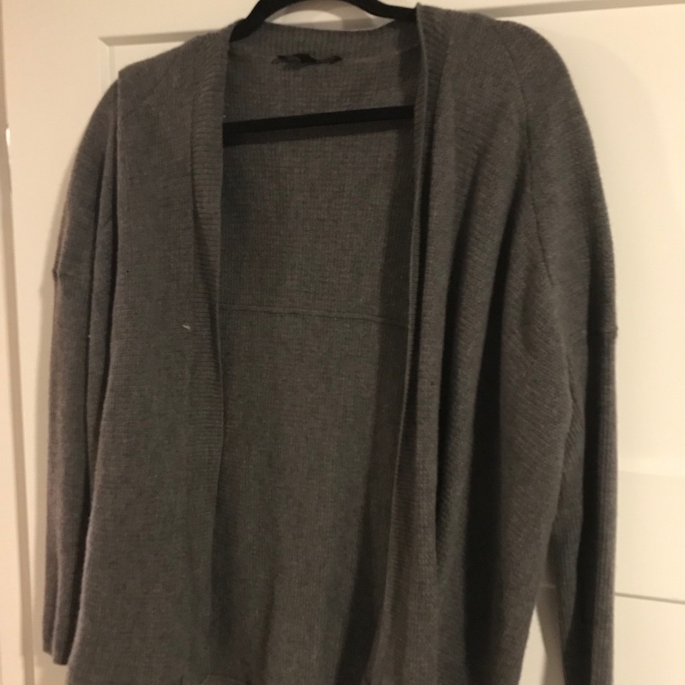Ann Taylor Gray Women’s Shawl
